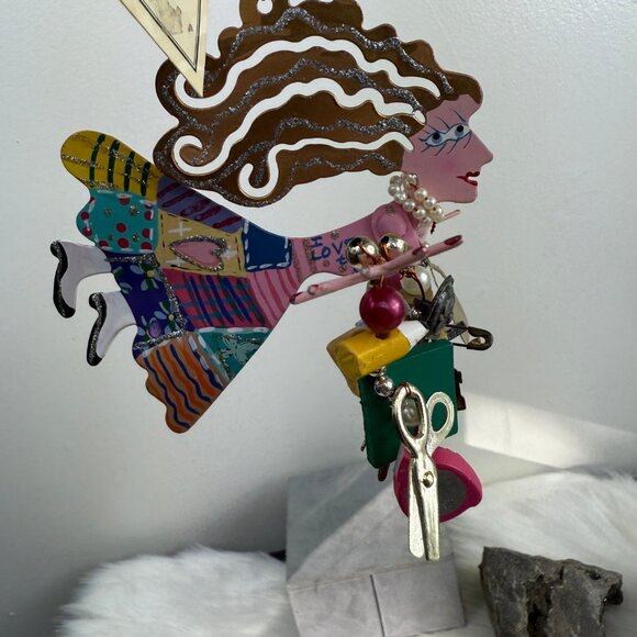 Karen Rossi Fanciful Flights Silvestri "I Love to Sew" Christmas Ornament - Picture 4 of 8